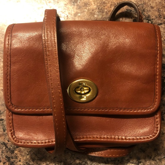 Coach Handbags - Coach • Brown Leather Purse
